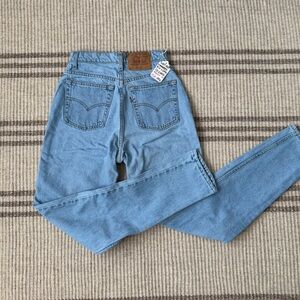 Vintage Levi’s 521 LONG!